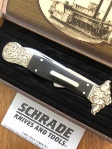 Schrade Classic 2008 Buffalo Horn Handled RiverBoat Dirk folding lock knife.