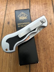 Puma Knife: Puma THUNDER 230600 Plain Edge Linerlock Folding Knife