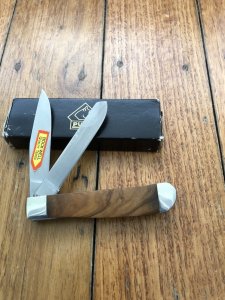 Puma Knife: Puma Rarer Trapper Lock back Knife with Olive Wood Handle