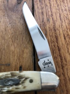 Case USA Knife: Circa 2005 Model 6247H Bird Hunting Knife Amber Jigged Bone Handled Folding Pocket Knife