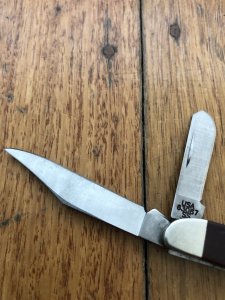Case USA Knife: Circa 2010 Model 63087 Small/Medium Size 3 Blade Stockman Knife with Brown Jigged Bone Delrin Handle  Folding Knife