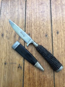 Puma Knife: Puma 1950'-60s Jagdnicker Knife with Brown Figured Handle & Sheath