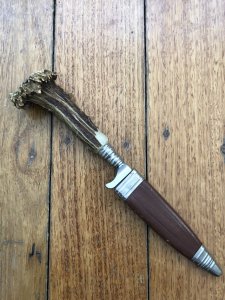 SMF German Knife: 1950's - 60's Jagdnicker Knife with Stag Handle Decorative Inset & Sheath