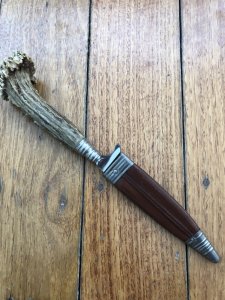 SMF German Knife: 1950's - 60's Jagdnicker Knife with Stag Handle Decorative Inset & Sheath
