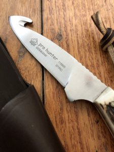 Puma Knife: Puma 2007 'Lightly Sharpened' Pro Hunter Gut Hook Knife with Stag Handle & Sheath