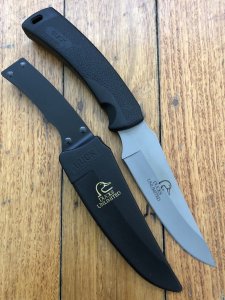 Buck Knife: Buck Ducks Unlimited Special Edition Mentor Fixed Blade Knife with Black Rubberised Handle & Black Sheath