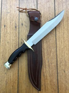 Muela Knife: Muela Big Bowie with Black Handle & Brown Leather Sheath