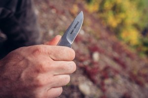 Puma Knife: Puma Hunt To Survive Small Steel Star Frischling (Piglet) Neck/Pack Knife