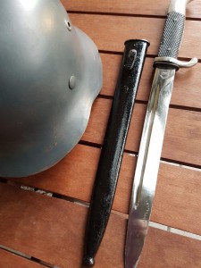 Puma Knife: Puma Original German WW II KS98 Short Dress Bayonet and Scabbard