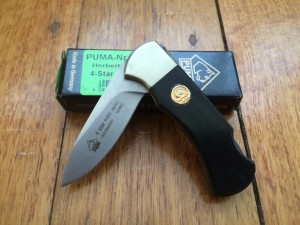 Puma Knife: Puma 4 Star Mini Folding Lock Knife with Black Buffalo Horn Handle